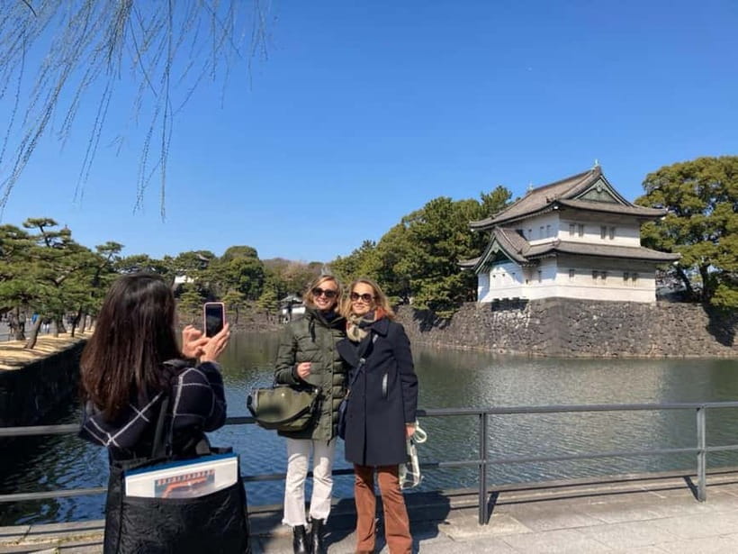 Tokyo: Pvt. Tour - Edo Castle & Imperial Palace East Gardens - What you will not see