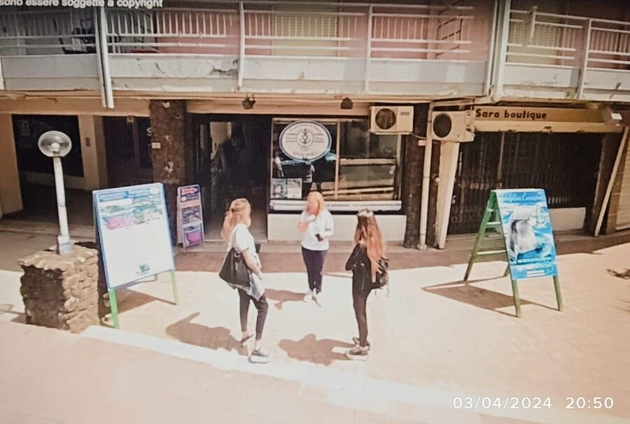 Tour di Giardini Naxos/Taormina, Isola Bella, Grotta Azzurra - Meeting point, parking, and timing
