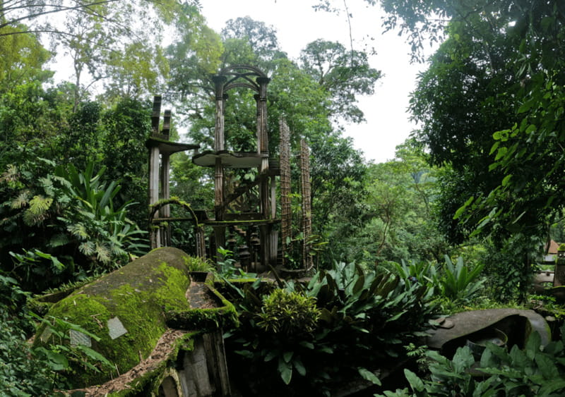 Tour: Edward James Sculpture Garden and Sótano de Huahuas - Why this pairing works so well