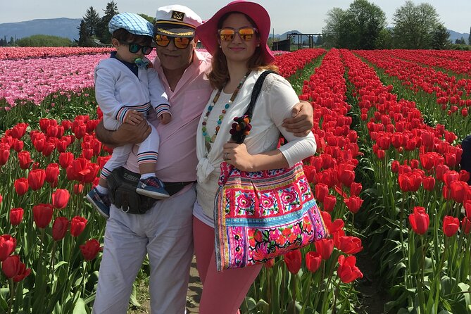 Tulip Festival in Skagit Valley Tour from Seattle - The northbound ride through Everett and Marysville