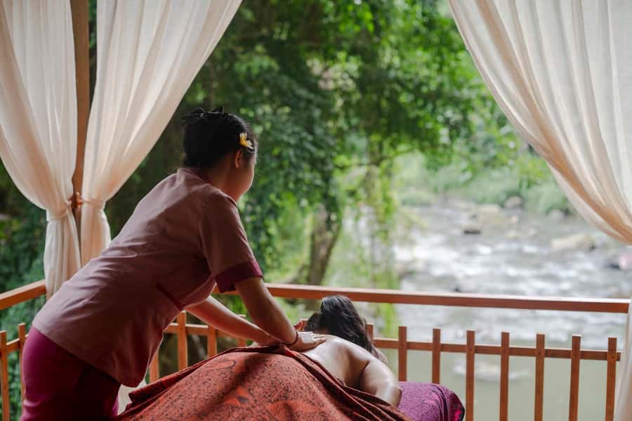Ubud: Riverfront Massage & Flower Bath at Ayusha Wellness - What happens from arrival to the final tea