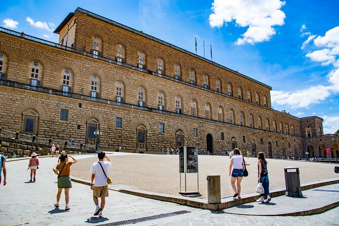 Uffizi Gallery, Pitti Palace & Boboli Garden Entry Ticket - The Palatine Gallery: Raphael, Titian, Rubens and crowded walls