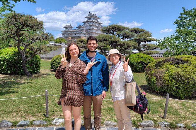 UNESCO's Himeji Castle and Kokoen Garden Guided Tour - Timing, meeting point, and physical demands