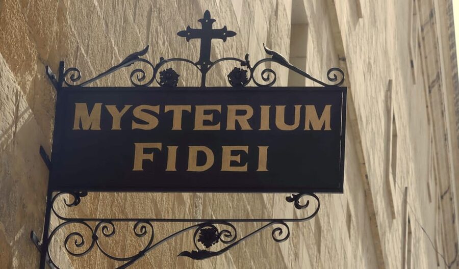 Valletta: Monastery and Secret Garden Entry Ticket - Finding calm in the secret garden