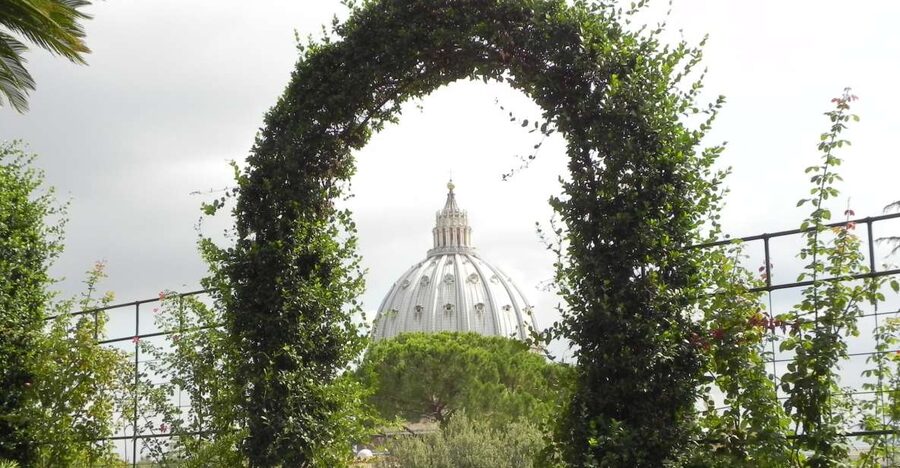 Vatican: Vatican Gardens with Bus Tour & Vatican Museums - Why the Vatican Gardens are worth adding