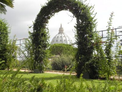Vatican: Vatican Gardens with Bus Tour & Vatican Museums