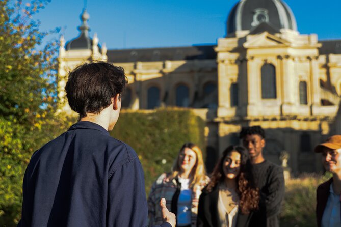 Versailles: Farmers Market & Royal Vegetable Garden Food Tour - Who will enjoy this three-hour walk