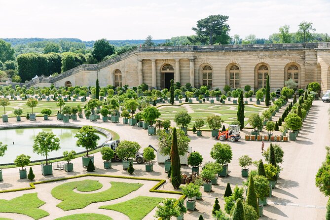 Versailles Full Day Bike Tour with Palace, Gardens, & Picnic - Families, bikes, and fitness