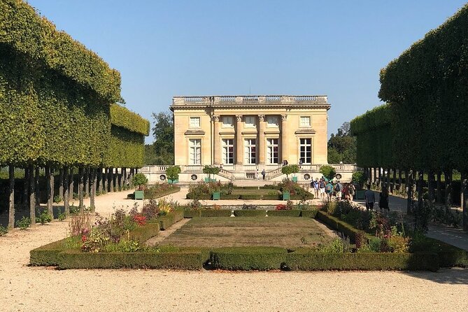 Versailles Full Tour: Palace, Gardens & Marie-Antoinette’s Estate - Petit Trianon and Queen’s Hamlet