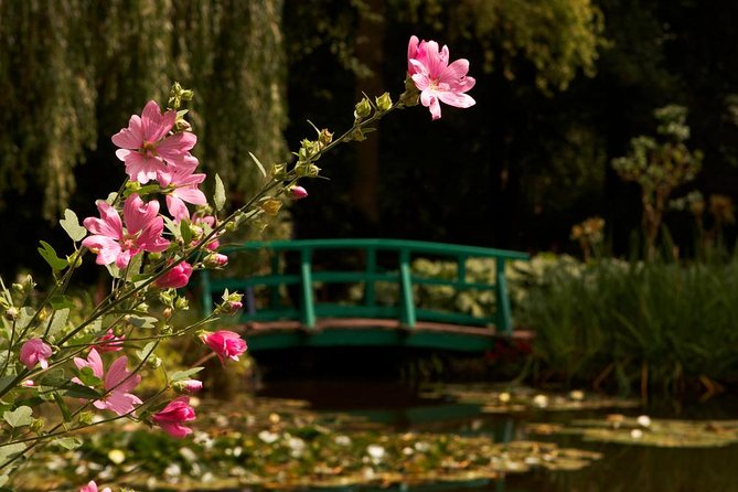 Versailles & Giverny Private Day Tour Luxury van & Private Guide - Who will enjoy this tour most?
