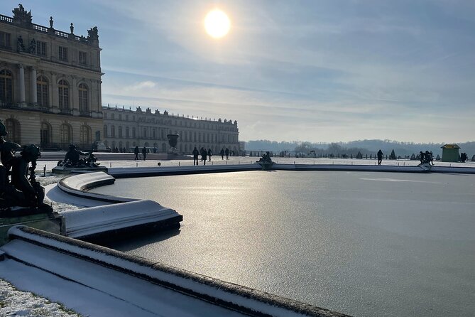Versailles Golf Cart & Shuttle Guided Tour, Hamlet and Gardens - Entering the Palace after the garden tour