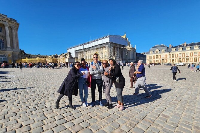 Versailles Golfcart & Bike Guided Tour: Gardens Hamlet Fountains - Entering the palace after the outdoor crowds