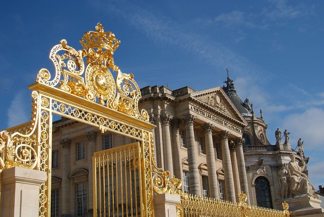 Versailles Palace and Gardens Half Day Guided Tour from Paris - Meeting in Paris and riding to the palace