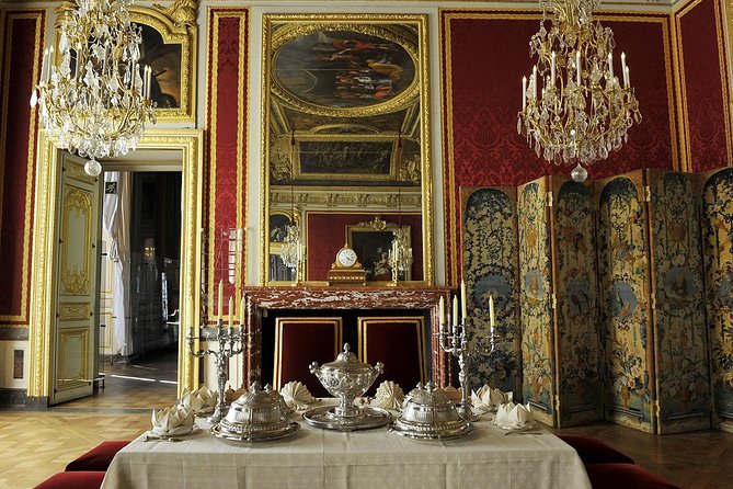 Versailles Palace & garden Tour by Minivan from Paris with ticket - Who should choose this Versailles outing?