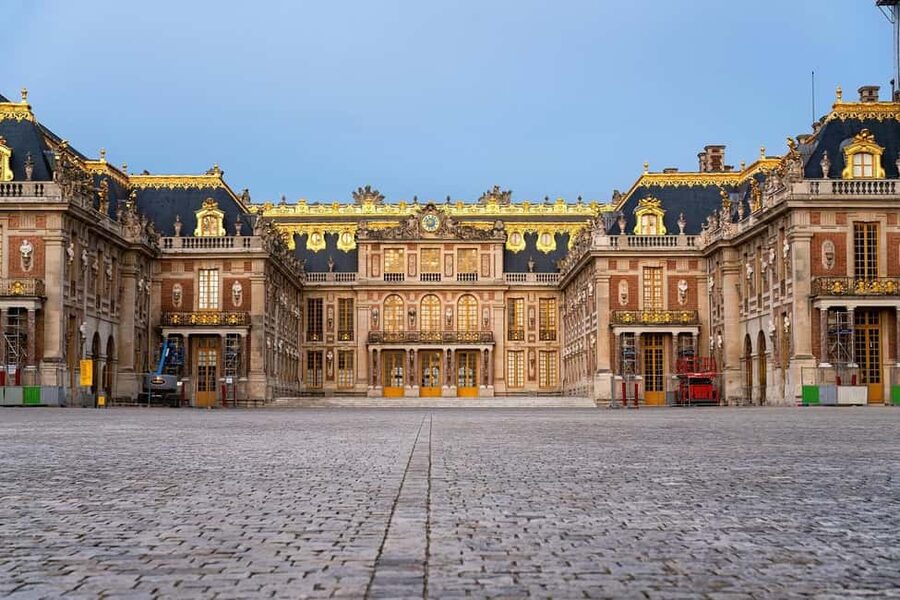 Versailles: Palace & Gardens Guided Tour with Entry Tickets - Key points to know before booking