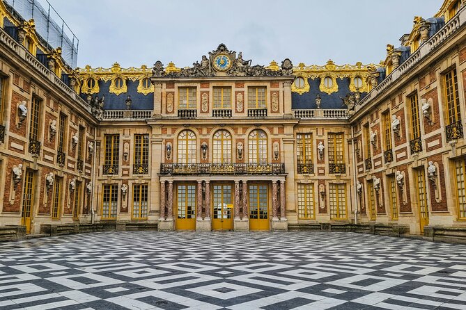 Versailles Palace Guided Experience and Gardens Entry 10 PPL Max - Key points to know before booking