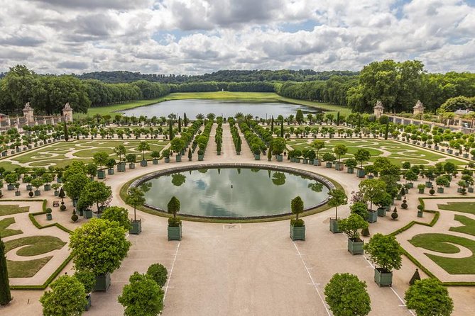 Versailles Private Day Excursion with Palace, Gardens & Trianon - Why this Versailles day trip covers more ground