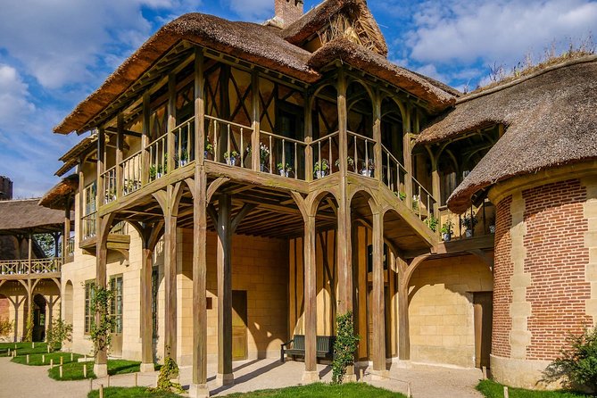Versailles Private Day Excursion with Palace, Gardens & Trianon - The chapel and opera house in ten-minute stops