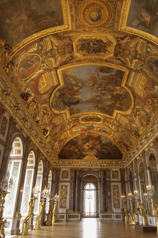 Versailles: Skip-the-Line Guided Tour of Palace with Gardens - Meeting under Louis XIV’s statue