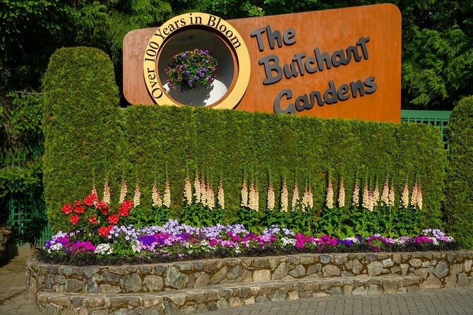 Victoria & Butchart Gardens Tour with Gulf Island Ferry - The 8:00 am meeting in downtown Vancouver