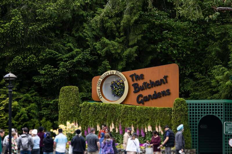 Victoria: City Highlights and Butchart Gardens Tour - The meeting point and timing details
