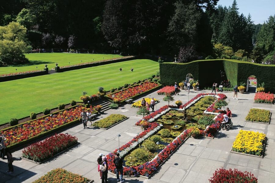 Victoria: City Highlights and Butchart Gardens Tour - Who will enjoy this tour most?