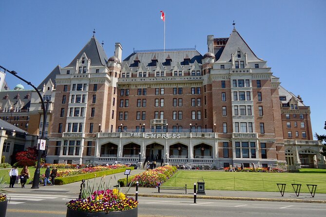 Victoria Private Tour Visiting City and Butchart Gardens - Key points to know