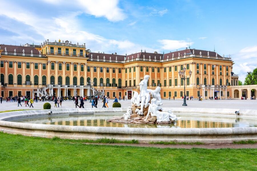 Vienna: Skip-the-Line Schönbrunn Palace & Gardens Tour - Courtyards, gardens, and the Gloriette view