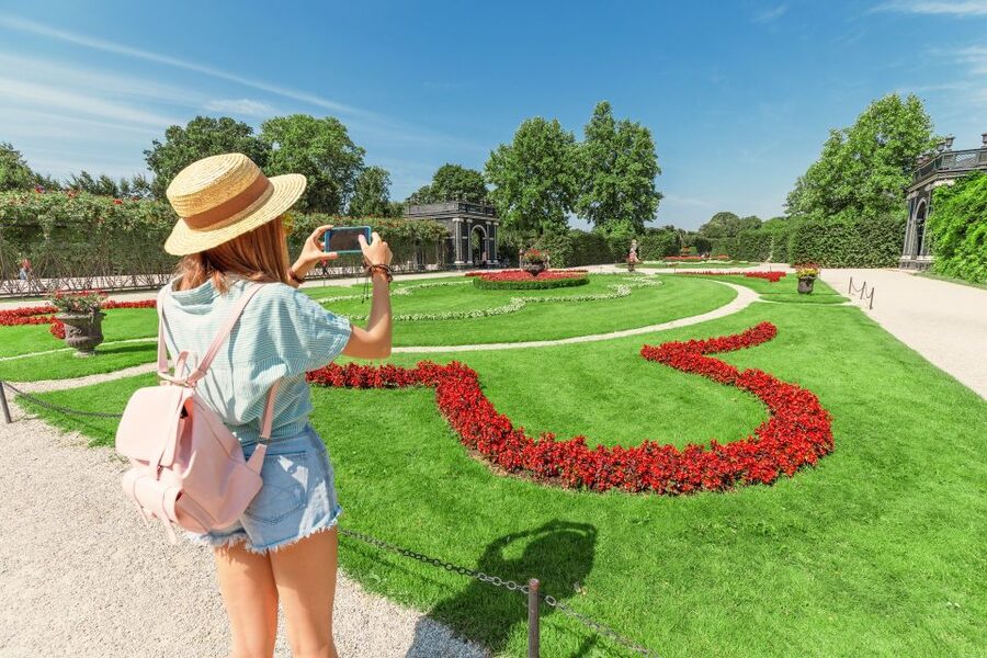 Vienna: Skip-the-Line Schönbrunn Palace & Gardens Tour - What the $76 price buys you