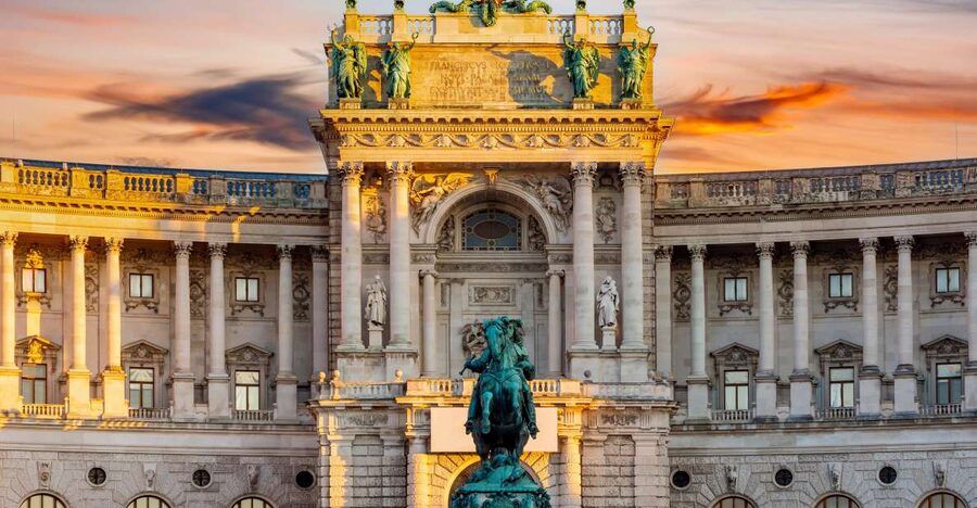 Vienna: Skip-the-Line Sisi Museum, Hofburg and Gardens Tour - Key points to know before booking