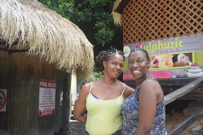 Volcanic Tour and Botanical Gardens - Diamond Falls Botanical Gardens and the sulfuric waterfall