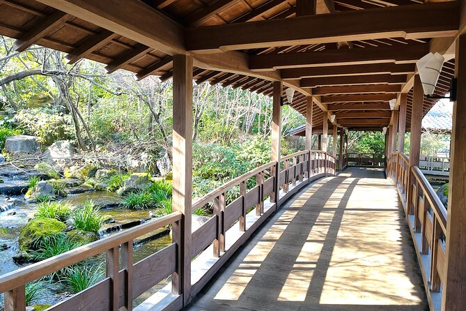 Walking Tour in Himeji Castle Garden and Aizome Indigo Dyeing - Why this Himeji day works so well