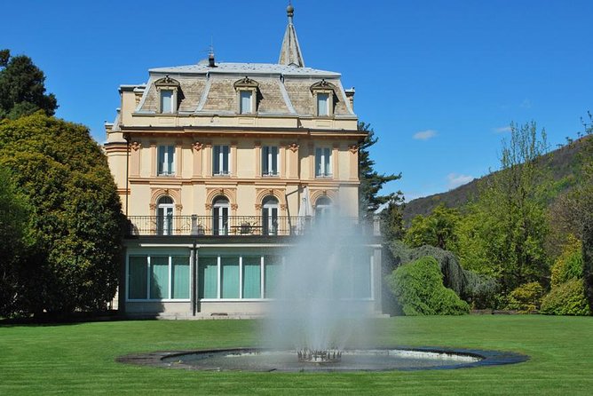 Walking tour with a private tour guide in the botanical gardens of Villa Taranto - Why Villa Taranto makes a strong garden outing