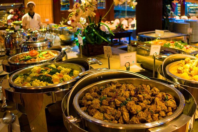 White Orchid Dinner Cruise from Bangkok with Pickup & Live Music - The open deck is the best place for the river