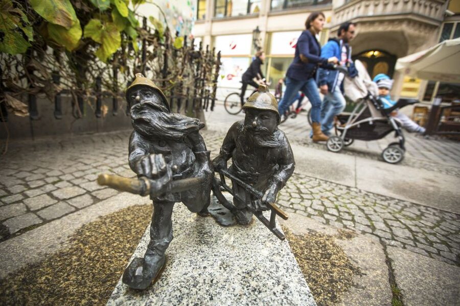 Wrocław: Garden Gnome Challenge with Guide - What $30 buys you