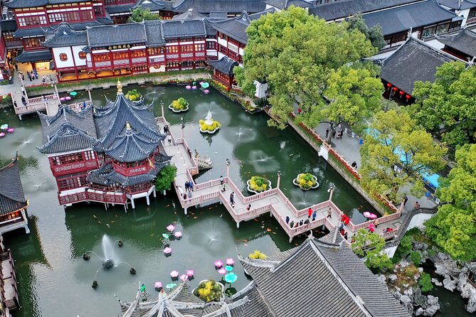 Zhujiajiao and Yu Garden Tour with Wonton Making in Shanghai - Who should book this Shanghai day?